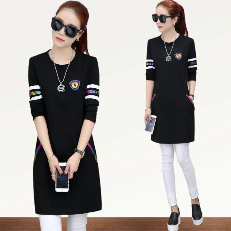 Dress4290 ชุดเดรสแขนยาวสีพื้นดำ แต่งแถบดีเทลเก๋ๆ ดูมีสไตล์ มีกระเป๋าข้าง ผ้าคอตตอนผสมสแปนเด็กซ์เนื้อดีเรียบสวยไม่ยับง่ายมีน้ำหนักยืดขยายได้ งานน่ารัก ใส่เก๋ๆ ได้บ่อย