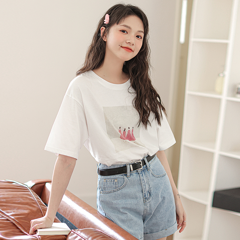 เสื้อผ้าวัยรุ่นเกาหลี เสื้อยืดวัยรุ่นผู้หญิง มีขนาด S M L XL