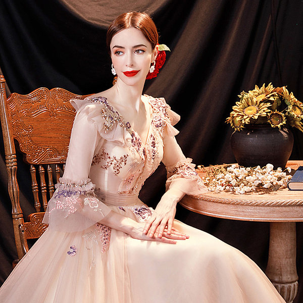 ชุดราตรี ชุดออกงาน ดีไซน์หรู แบรนด์ Angel