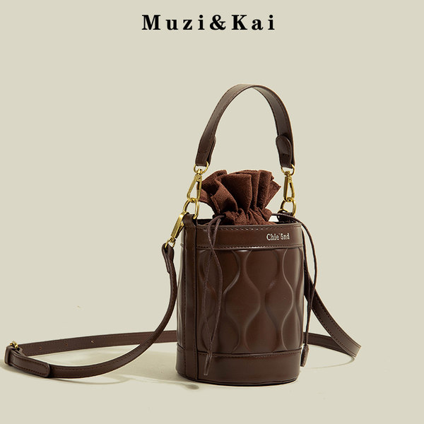 กระเป๋าสะพายข้างผู้หญิง กระเป๋าสะพายสไตล์เกาหลี By Muzi&Kai