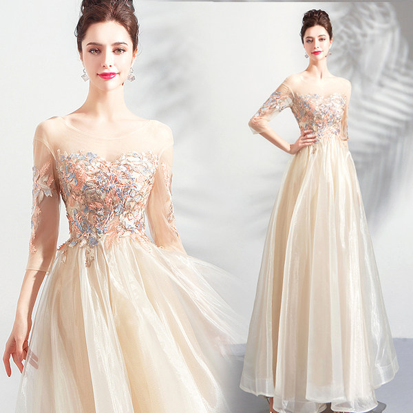 ชุดราตรี ชุดออกงาน ดีไซน์หรู แบรนด์ Angel