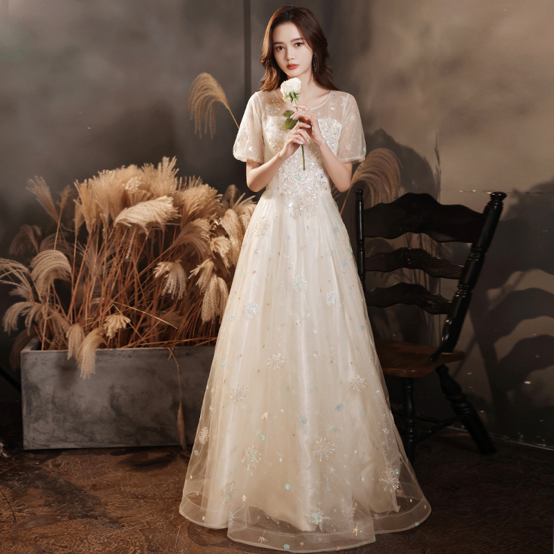 ชุดราตรี ชุดราตรีสวยหรู แบบ ทันสมัย Evening dress