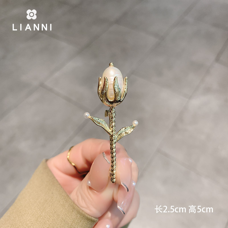 เข็มกลัด เข็มกลัดสวยๆ เข็มกลัดติดเสื้อ Brooch
