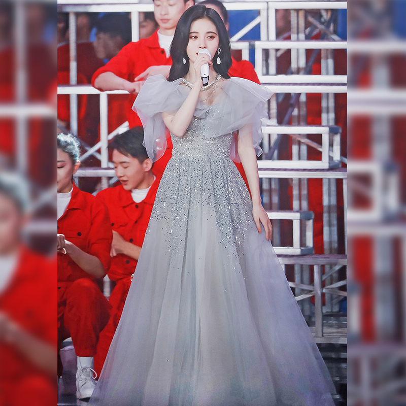 ชุดราตรี ชุดราตรีสวยหรู แบบ ทันสมัย Evening dress