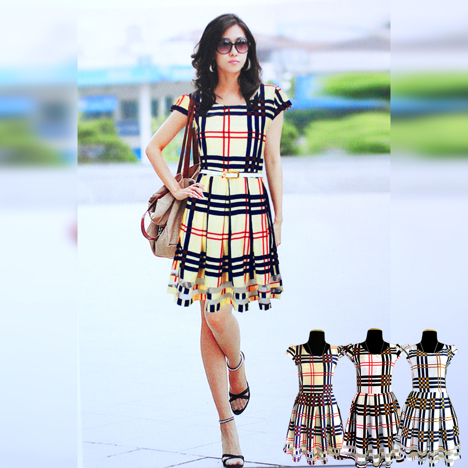 ชุดเดรสสั้นลายสก๊อตมีเข้มขัดเข้าชุด