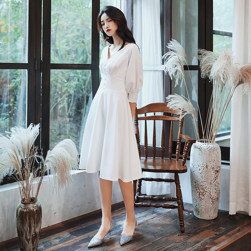 ชุดราตรี ชุดราตรีสวยหรู แบบ ทันสมัย Evening dress