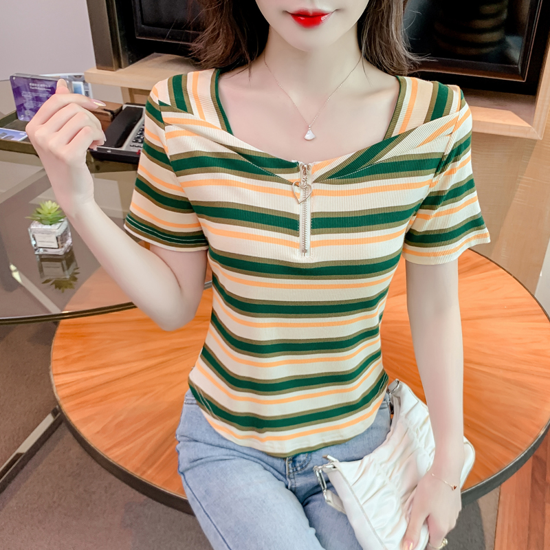 เสื้อผ้าวัยรุ่นเกาหลี เสื้อยืดวัยรุ่นผู้หญิง มีขนาด S M L XL