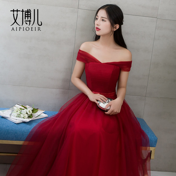 ชุดเพื่อนเจ้าสาวสีแดง ชุดเพื่อนเจ้าสาว ชุดไปงานแต่งงาน