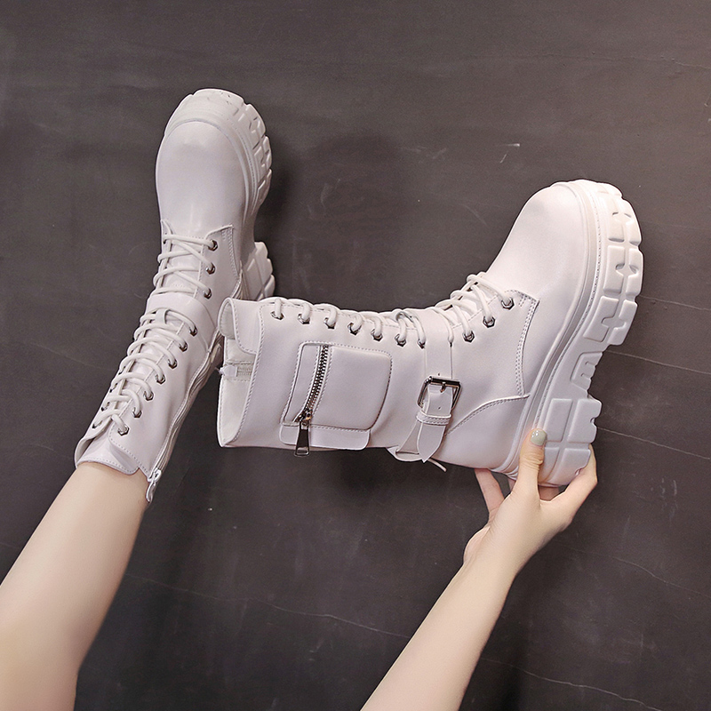 รองเท้าผ้าใบเสริมส้นสูง ไซต์35-39 สนใจทักแชท ฟรีค่าส่ง!
