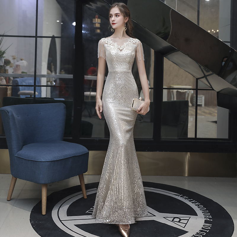 ชุดราตรี ชุดราตรีสวยหรู แบบ ทันสมัย Evening dress