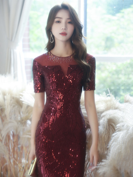 ชุดราตรี ชุดราตรีสวยหรู แบบ ทันสมัย Evening dress