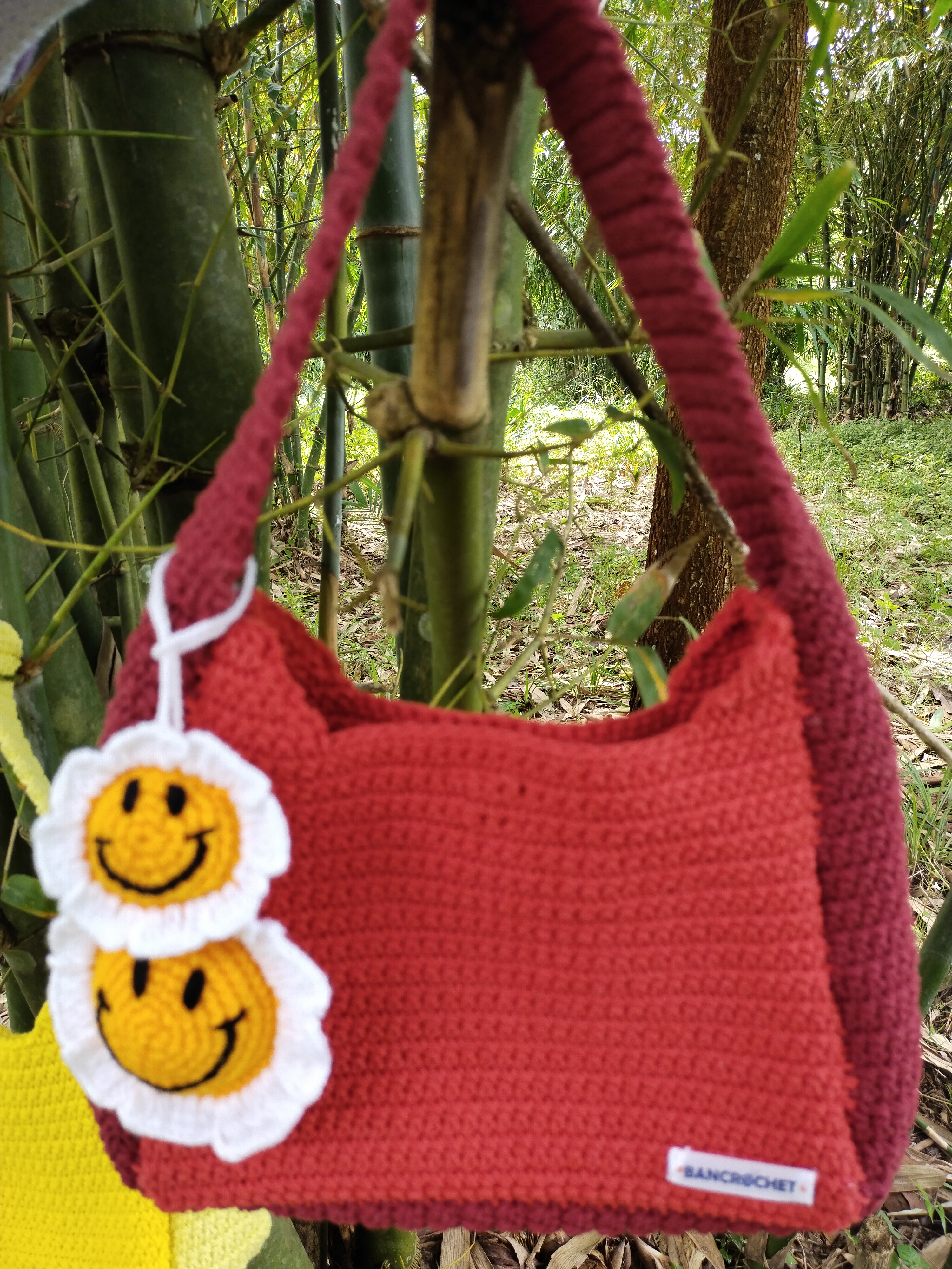 Bancrochet กระเป๋าถักโครเชต์ crochet bag แดง 8*5.5 สาย 7 inch