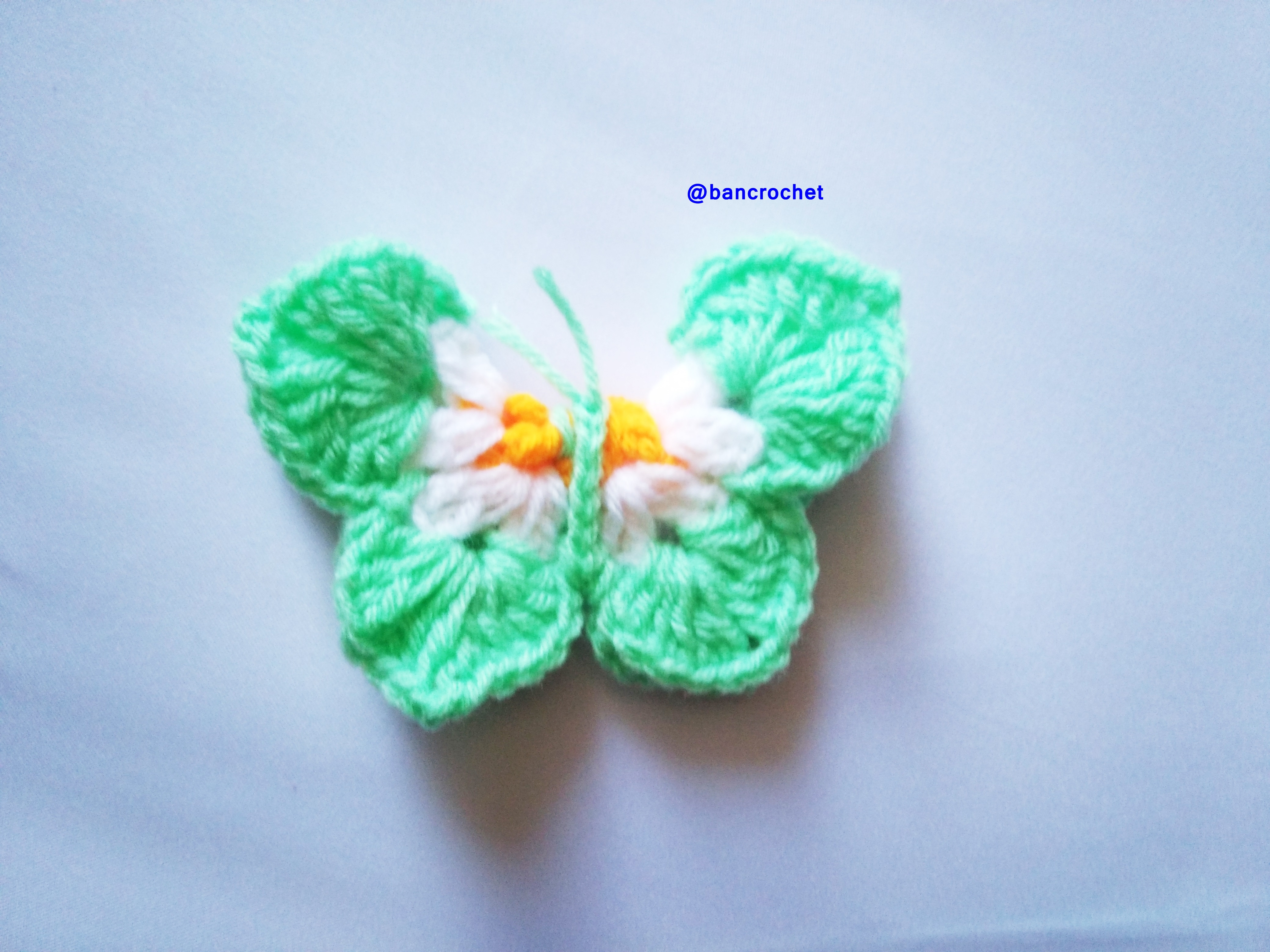 Bancrochet ผีเสื้อถักโครเชต์ Crochet Butterfly หลากสี 3x2 นิ้ว