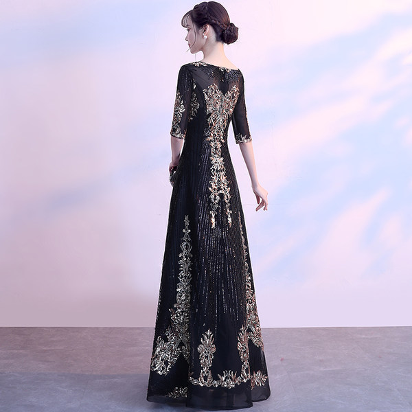 ชุดราตรี ชุดราตรีสวยหรู แบบ ทันสมัย Evening dress