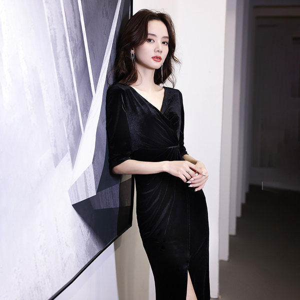 ชุดราตรี ชุดราตรีสวยหรู แบบ ทันสมัย Evening dress