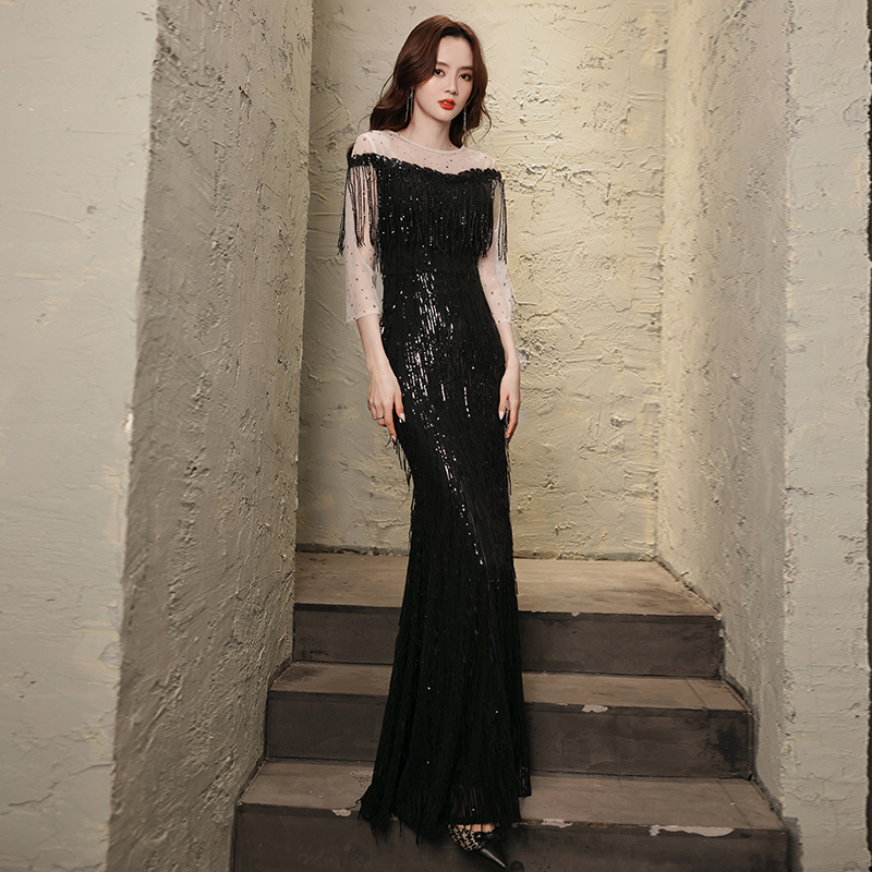 ชุดราตรี ชุดราตรีสวยหรู แบบ ทันสมัย Evening dress
