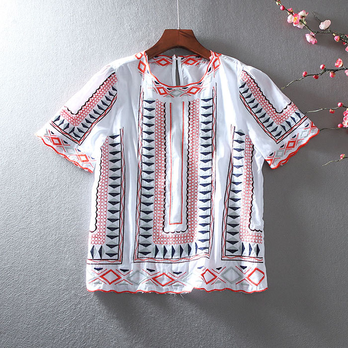 เสื้อลินิน เสื้อผ้าฝ้ายลินิน เสื้อเชิ้ตผ้าลินิน ปักลายสวยๆด้วยด้าย สไตล์VINTAGE BY Dreamroom