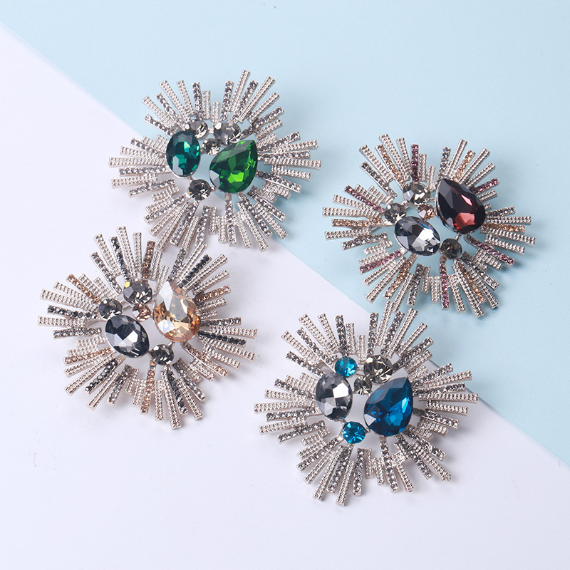 เข็มกลัด เข็มกลัดสวยๆ เข็มกลัดติดเสื้อ Brooch