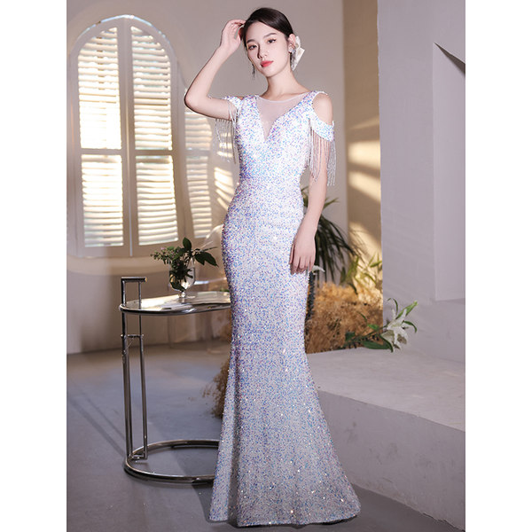 ชุดราตรี ชุดราตรีสวยหรู แบบ ทันสมัย Evening dress
