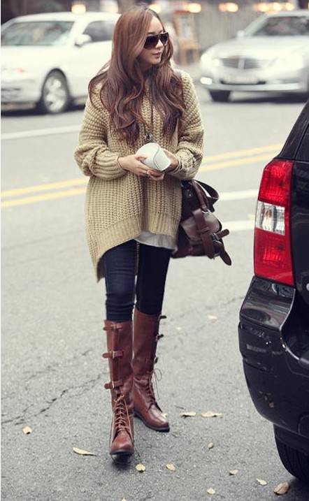 Sweater เสื้อไหมพรมถัก ทรงสวยเนื้อดีอุ่น มีฮู้ด สีกากี ยืดได้เยอะ พร้อมส่งจ้า ครีม