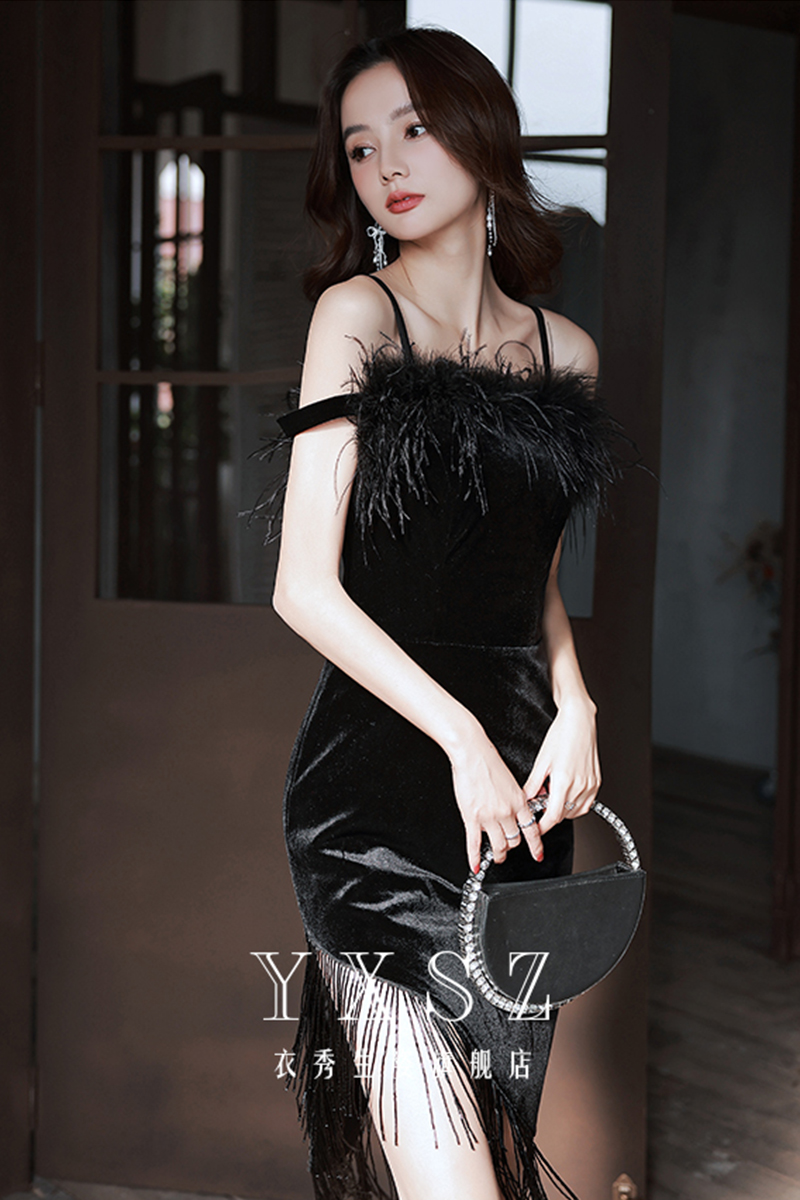 ชุดราตรี ชุดราตรีสวยหรู แบบ ทันสมัย Evening dress