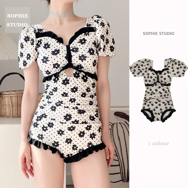 ชุดว่ายน้ำผู้หญิง ชุดว่ายน้ำน่ารัก Bikini ชุดไปทะเล