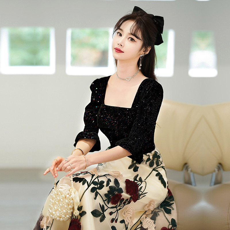 ชุดราตรี ชุดราตรีสวยหรู แบบ ทันสมัย Evening dress