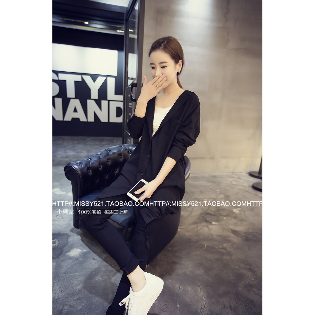 เสื้อคลุมฮู้ดดี้ สกรีนลายด้านหลัง ผ้าไนลอนเนื้อด้าน ไม่หนา พร้อมส่งจ้า Black