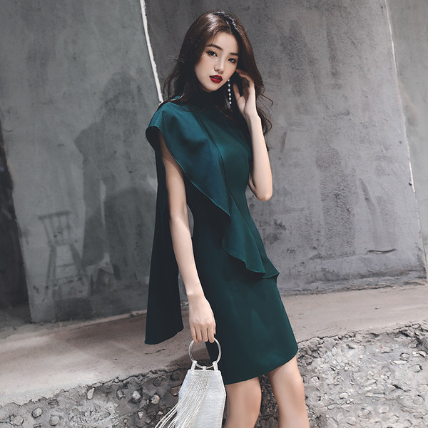 ชุดราตรี ชุดราตรีสวยหรู แบบ ทันสมัย Evening dress