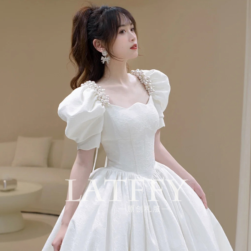ชุดราตรี ชุดราตรีสวยหรู แบบ ทันสมัย Evening dress