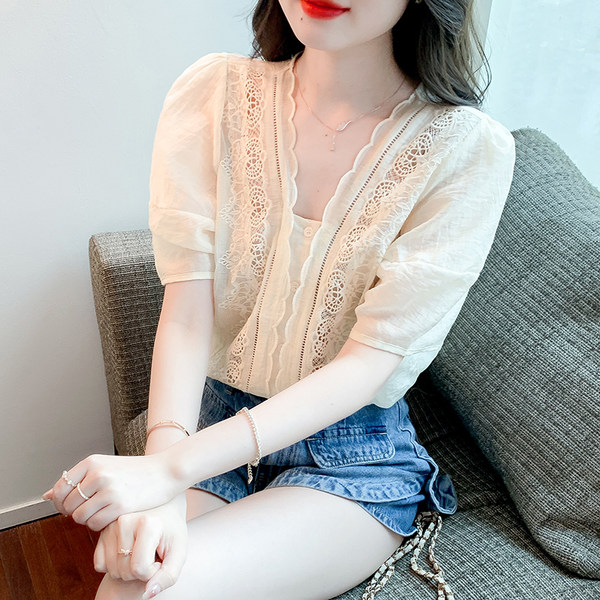 เสื้อลูกไม้ แขนสั้น