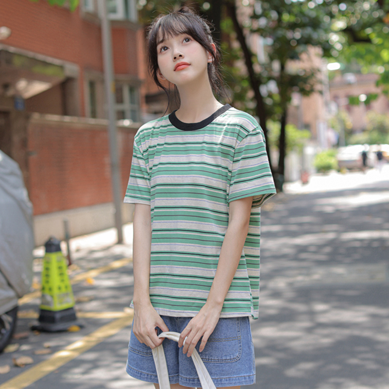 เสื้อผ้าวัยรุ่นเกาหลี เสื้อยืดวัยรุ่นผู้หญิง มีขนาด S M L XL