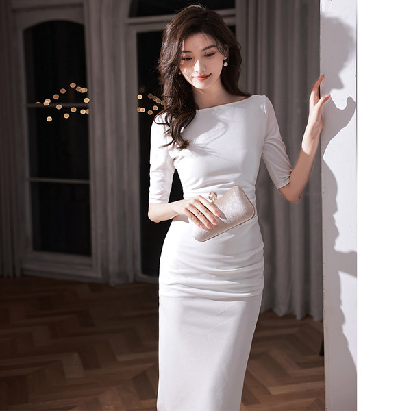 ชุดราตรี ชุดราตรีสวยหรู แบบ ทันสมัย Evening dress