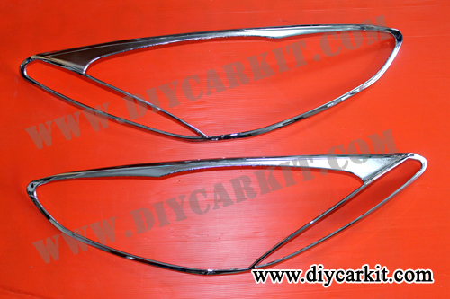 ครอบไฟหน้า Mazda2