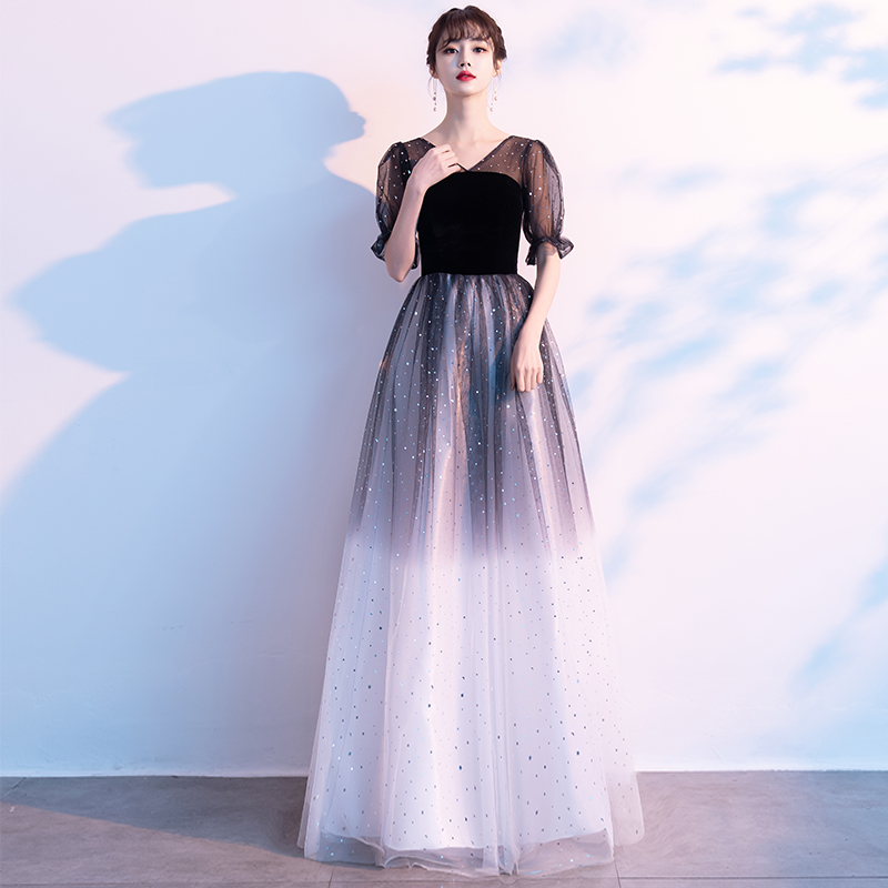 ชุดราตรี ชุดราตรีสวยหรู แบบ ทันสมัย Evening dress