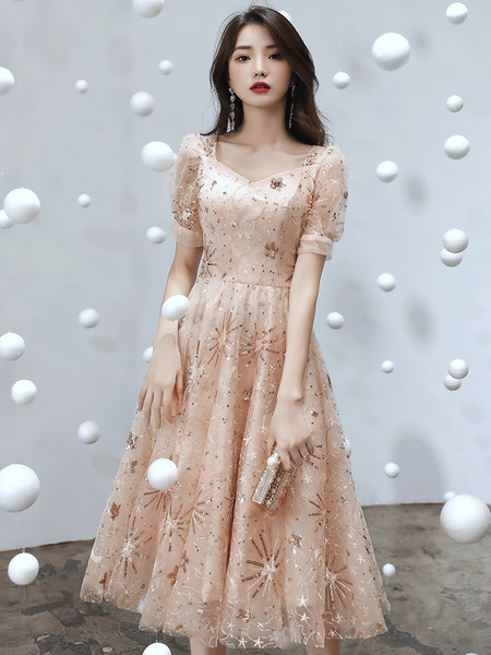 ชุดราตรี ชุดราตรีสวยหรู แบบ ทันสมัย Evening dress