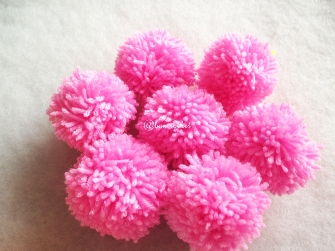 ปอมปอมไหมพรมสีชมพูหวาน ขนาด 2 นิ้ว pompoms crochet