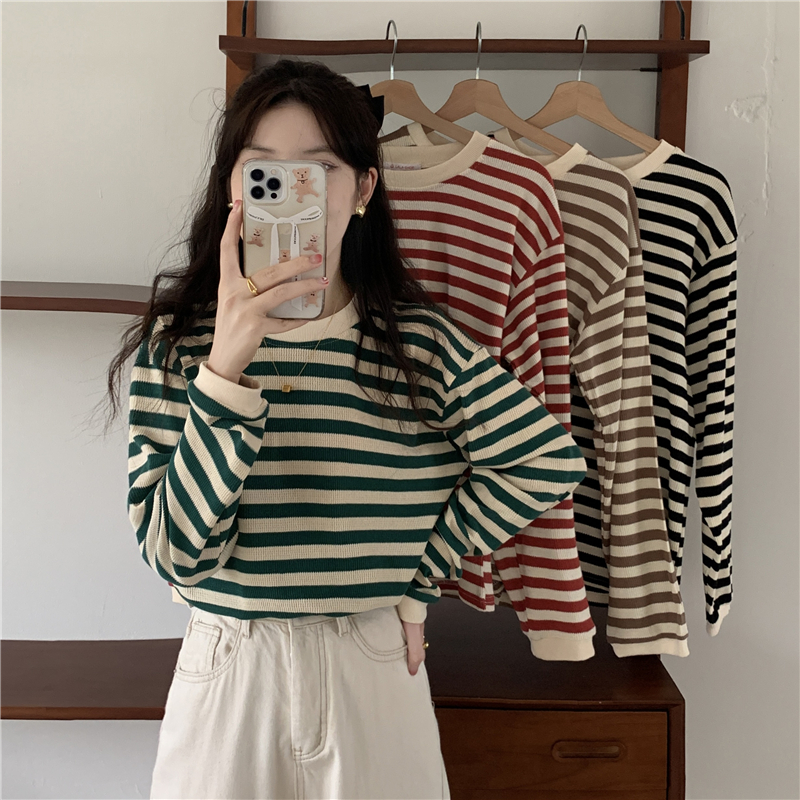 เสื้อผ้าวัยรุ่นเกาหลี เสื้อยืดวัยรุ่นผู้หญิง มีขนาด S M L XL