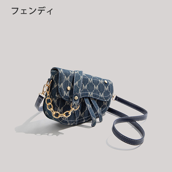 กระเป๋าสะพายข้างผู้หญิง กระเป๋าสะพายสไตล์เกาหลี By Japanese フェンディ authentic bag