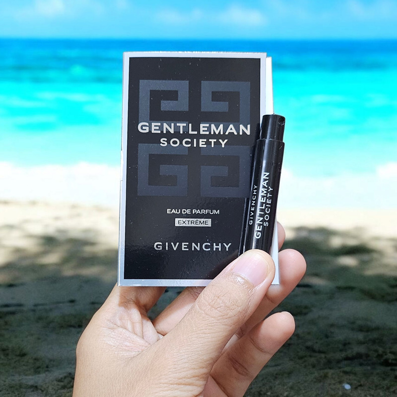Givenchy Gentleman Society EDP Extreme 1 ml.