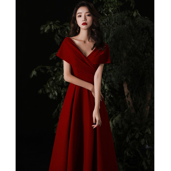 ชุดราตรี ชุดออกงาน ดีไซน์หรู แบรนด์ Angel