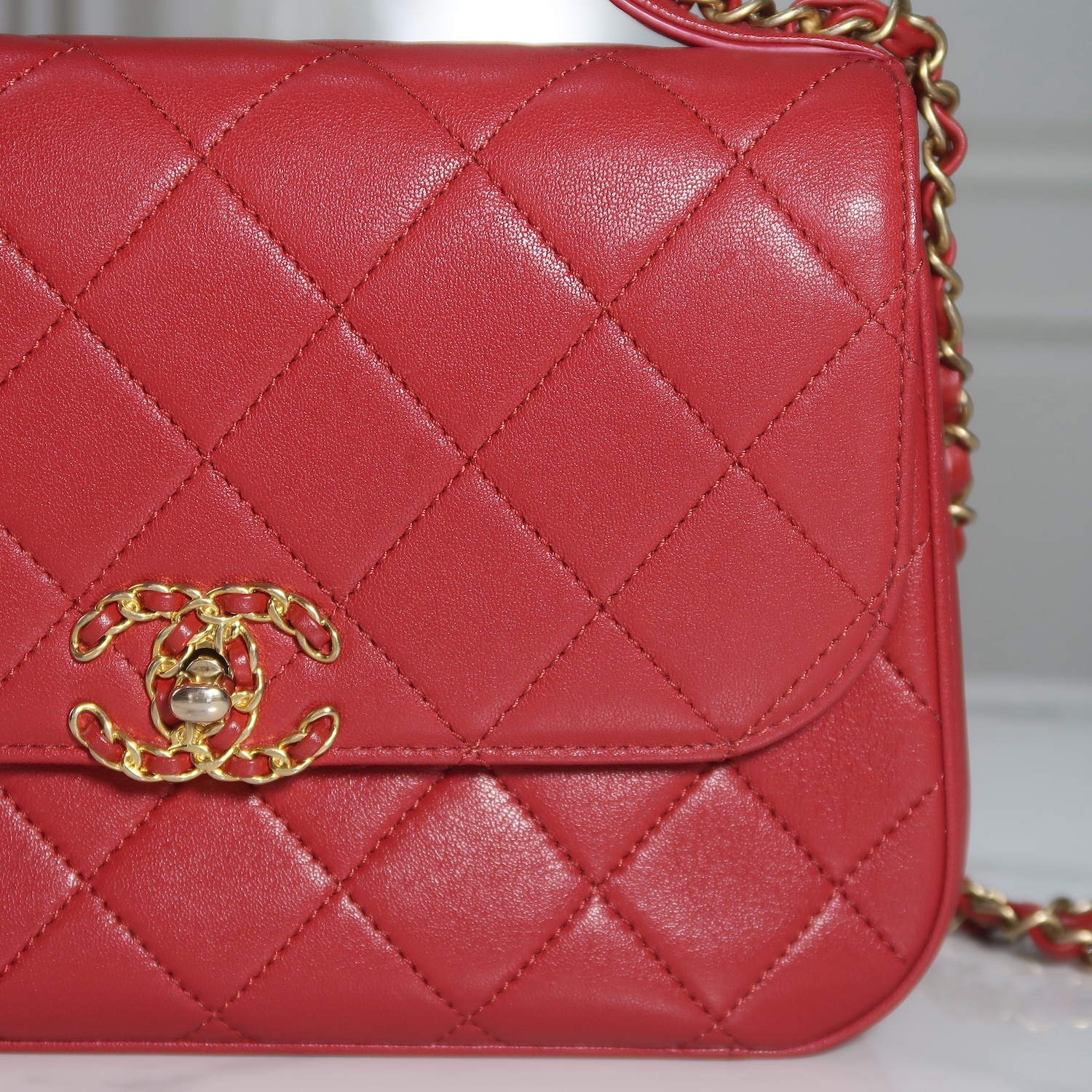 Chanel Red Lambskin Chain Infinity Top Handle Bag GHW(ใบ King Power 2019)