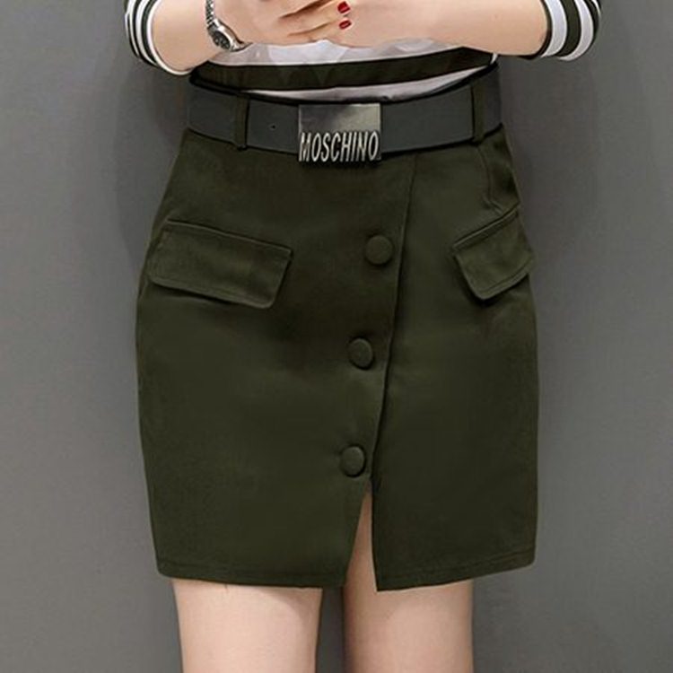 Skirt348 กระโปรงซิปข้างแต่งกระดุมหน้าสีพื้นเขียวขี้ม้าผ้าหนาเนื้อดีอยู่ทรง งานดีผ้าดีสีสวย แมทช์กับอะไรก็เข้า (ไม่มีเข็มขัดจ้า)