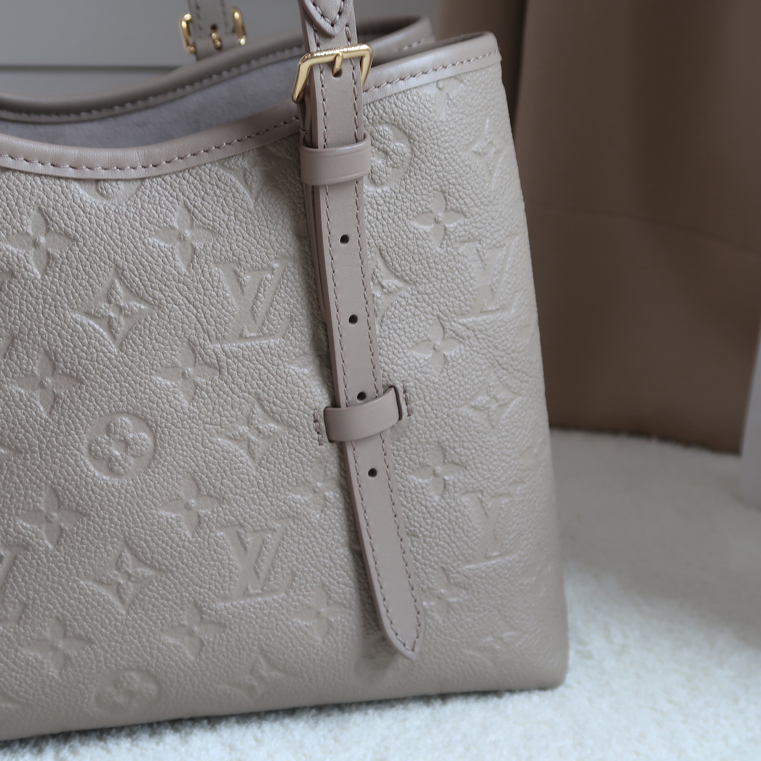 Louis Vuitton Beige Monogram Empreinte Babylone Tote PM (ใบเสร็จไทย 12 วัน)