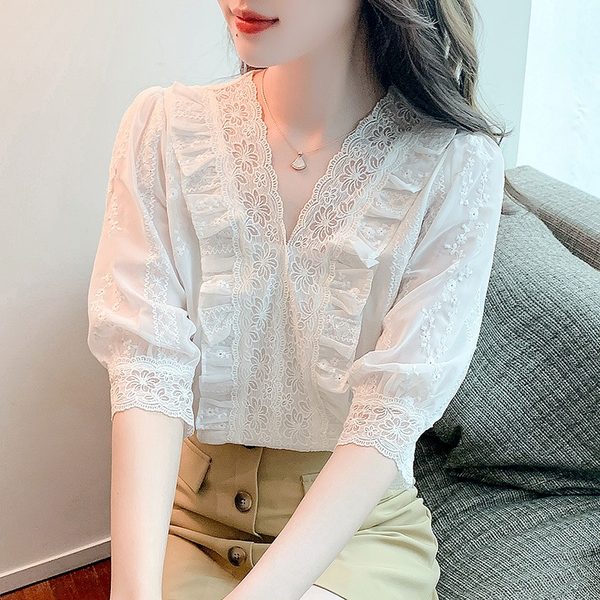 เสื้อลูกไม้ แขนสั้น