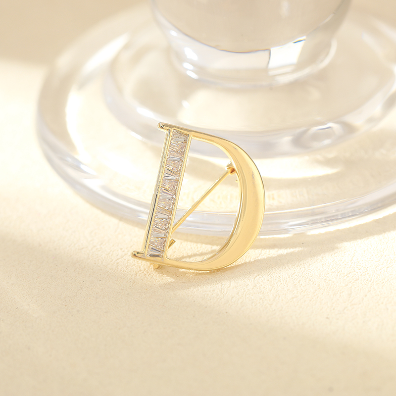 เข็มกลัด เข็มกลัดสวยๆ เข็มกลัดติดเสื้อ Brooch