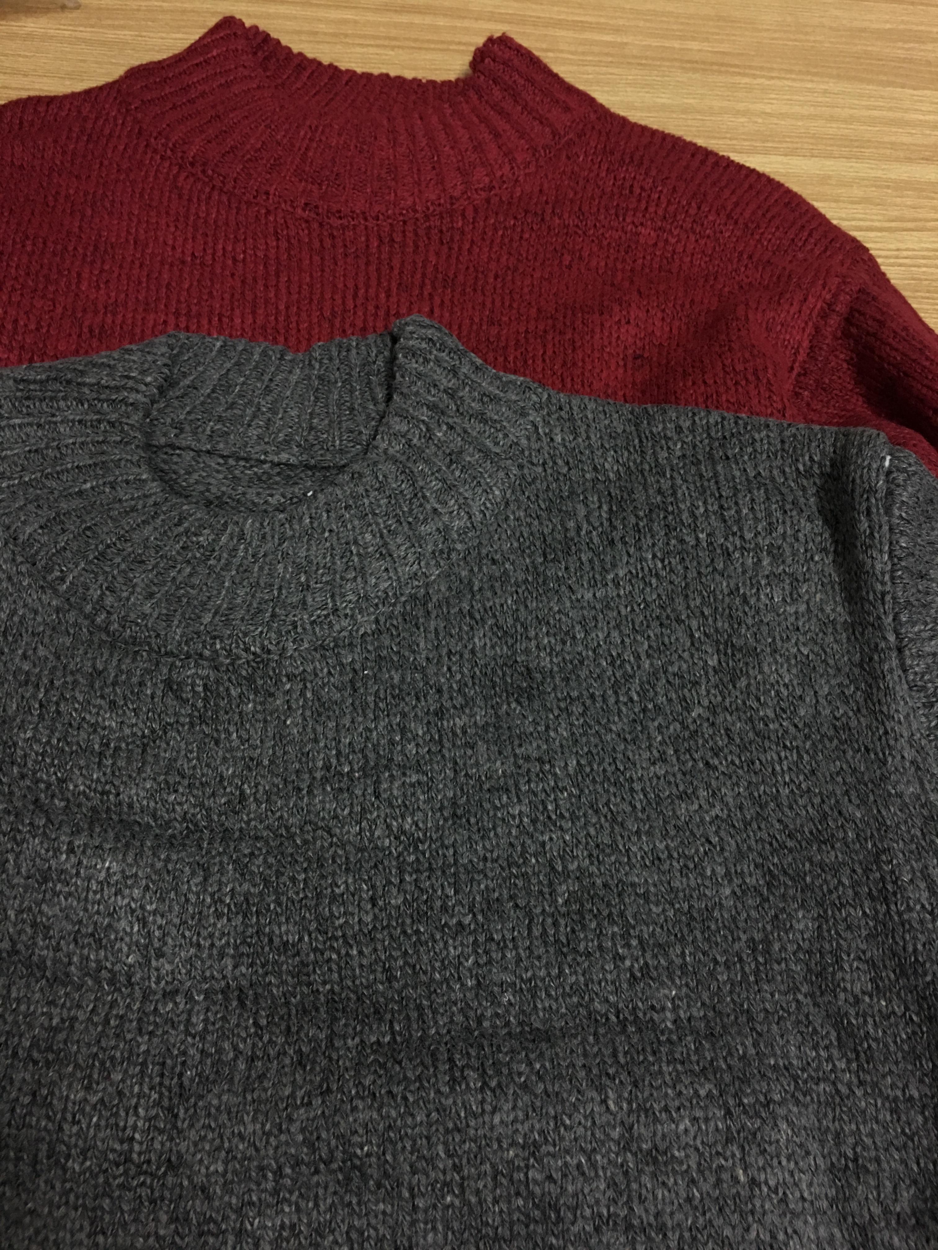 Sweater เสื้อไหมพรมถักตัวยาว สีแดงใส่ตัวเดี๋ยวได้เลยเก๋ๆ ไหมพรมนุ่มยืดได้เยอะ แดง