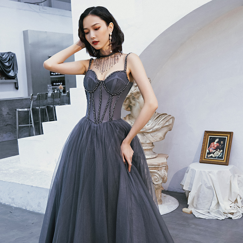 ชุดราตรี ชุดราตรีสวยหรู แบบ ทันสมัย Evening dress