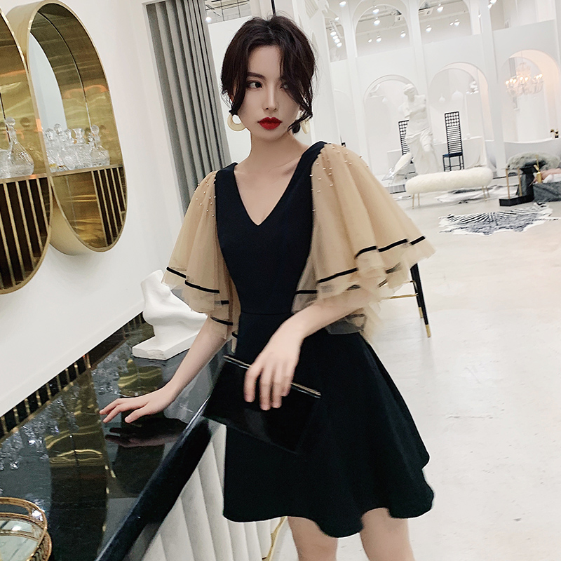 ชุดราตรี ชุดราตรีสวยหรู แบบ ทันสมัย Evening dress