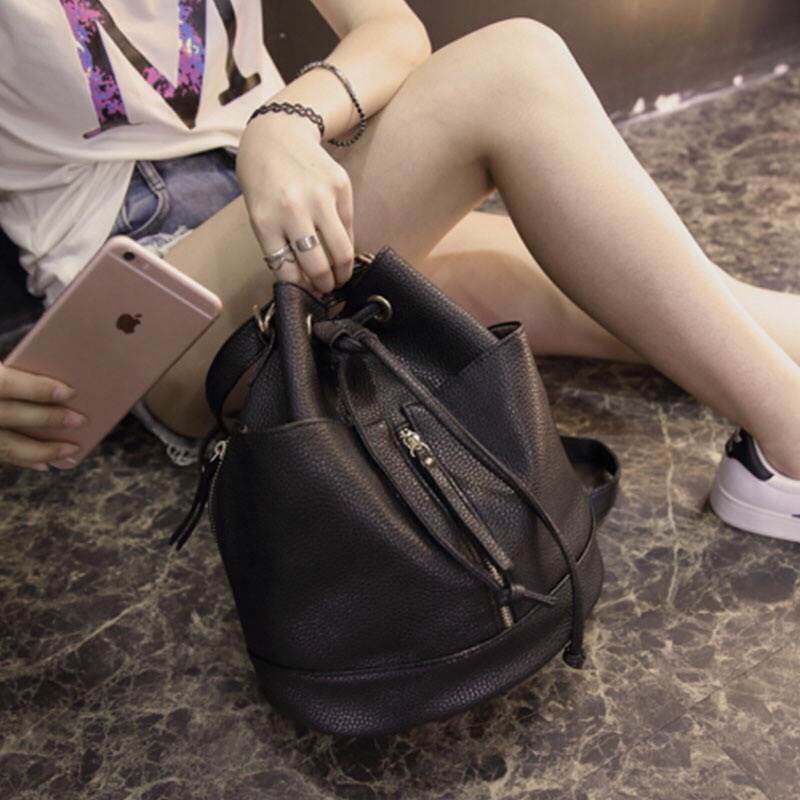 กระเป๋าหนังทรงสวย ใส่เป็นเป้ก็ได้ ใส่สะพายข้างก็เก๋ พร้อมส่ง black